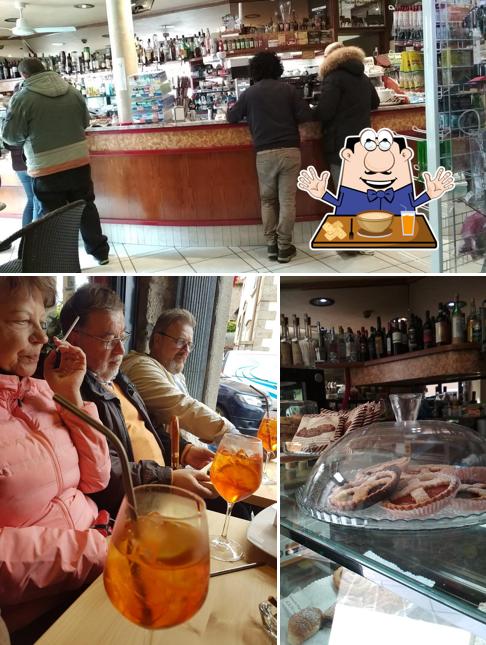 Tra le varie cose da bar italia si possono trovare la cibo e bancone da bar