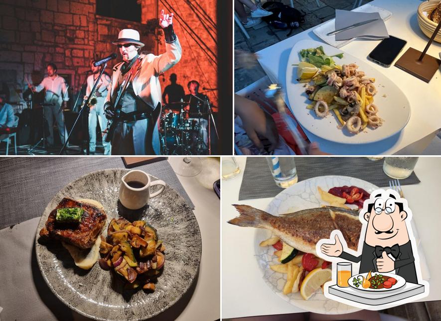 Platti al Konoba Tramonto