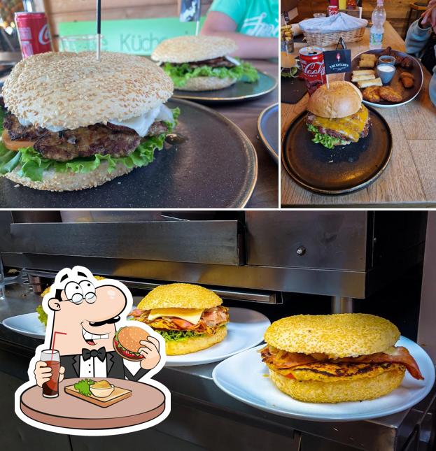 Prova un hamburger a The Kitchen – Der Treffpunkt BY ANGI