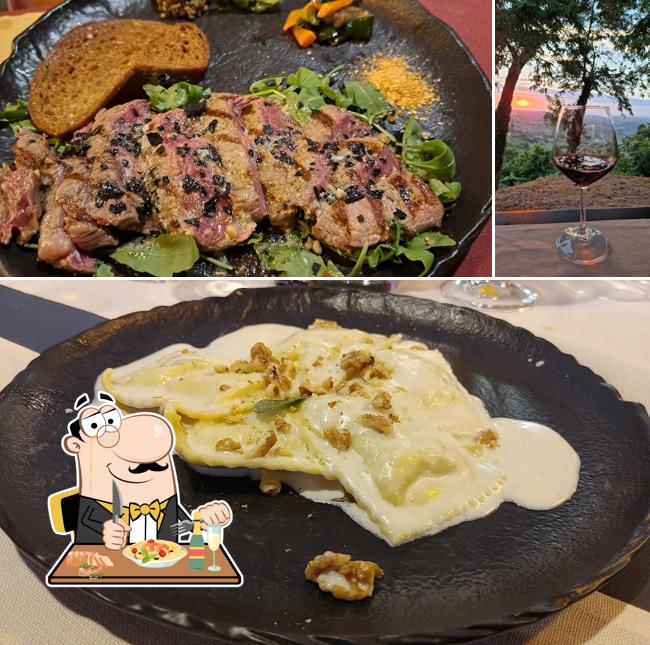 Sapori Mediterranei si caratterizza per la cibo e vino