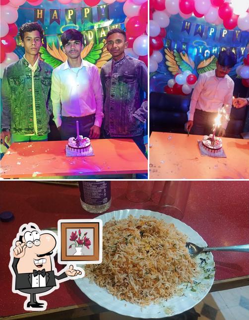 The photo of A Yours Family’s interior and food