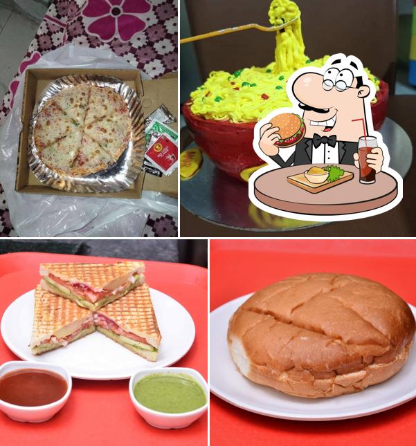 Order a burger at JayBhavani Vadapav