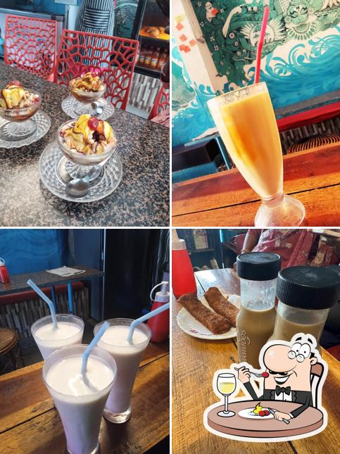 Food at Mammoos Health Cafe