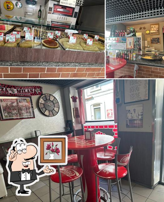 La interni e cibo del ristorante