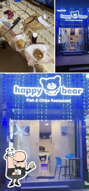 The interior of Happy Bear