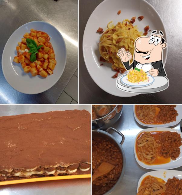 Spaghetti alla carbonara al Bar Gastone Brasserie