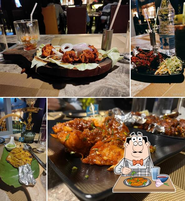 Chicken wings at Aurum Boutique Lounge