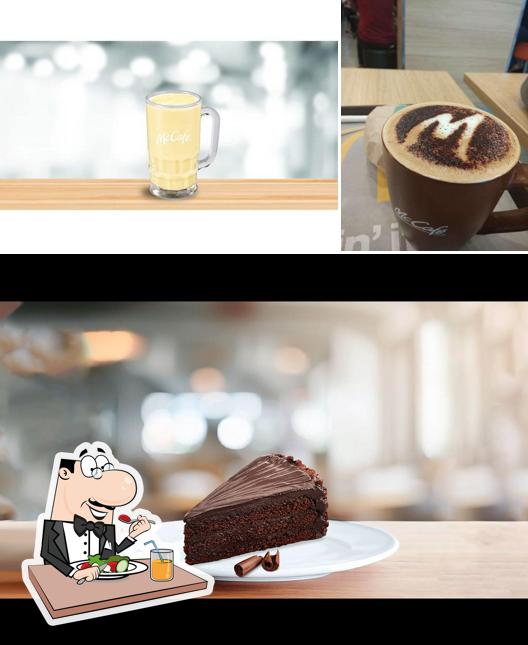 The picture of food and beverage at McDonald's