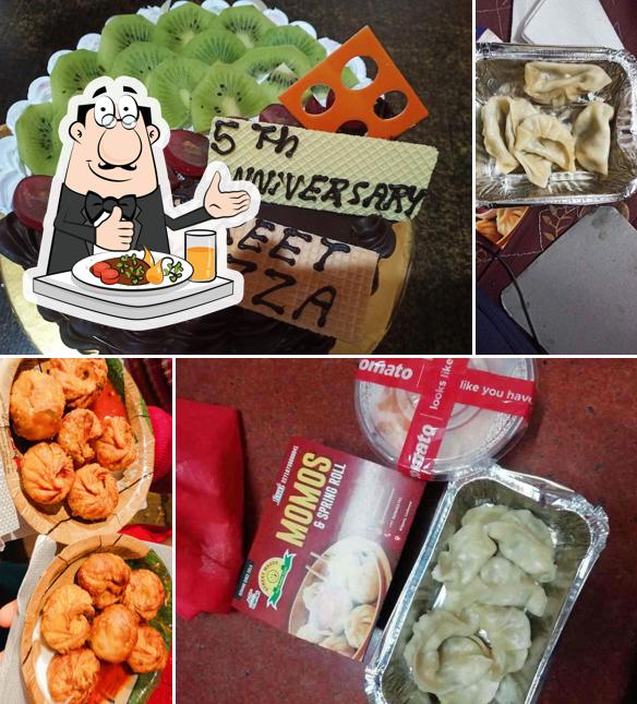 Meals at Street Mazza Momo: Heera Complex, Lucknow