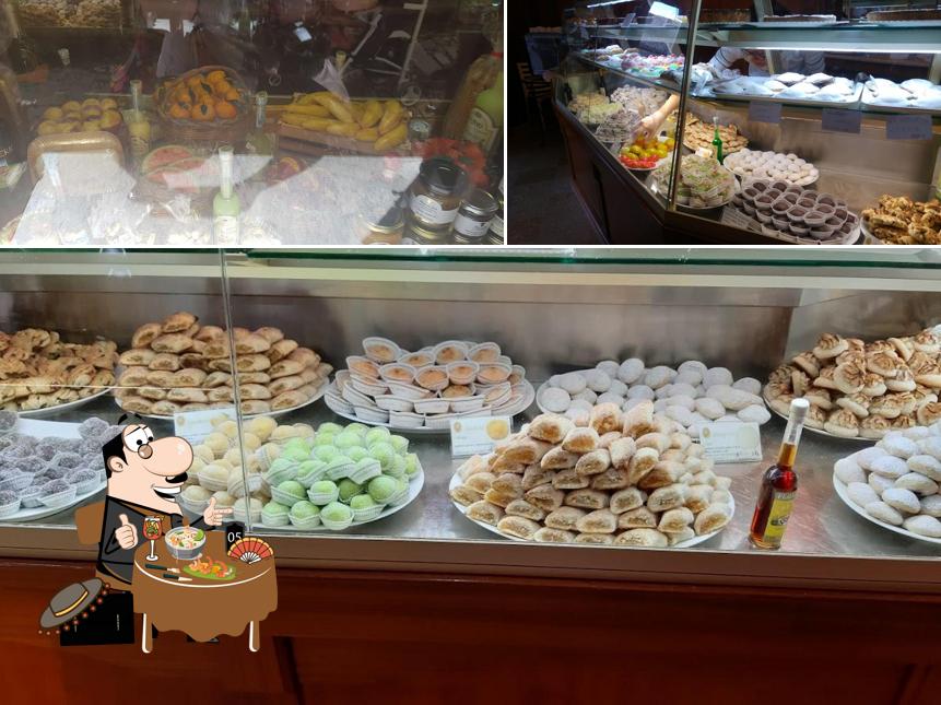 Platti al Antica Pasticceria del Convento