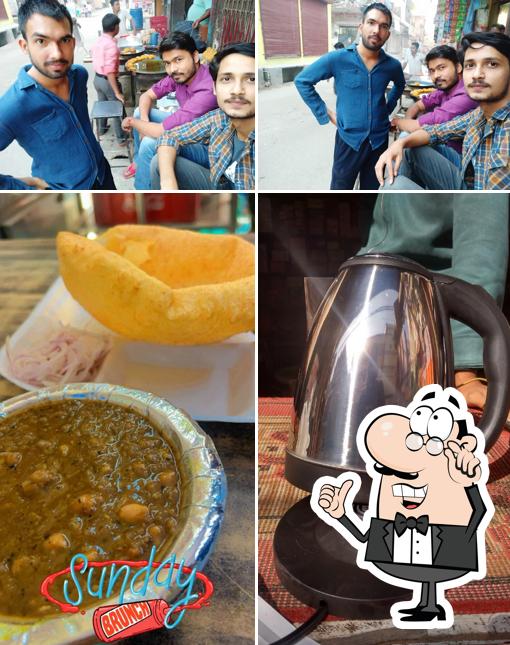 The interior of Mansi Burger wala