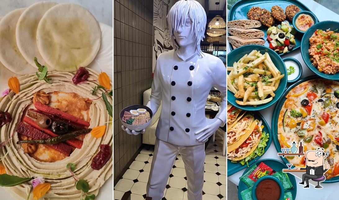 Check out how Rahul Chat Bhandar looks inside