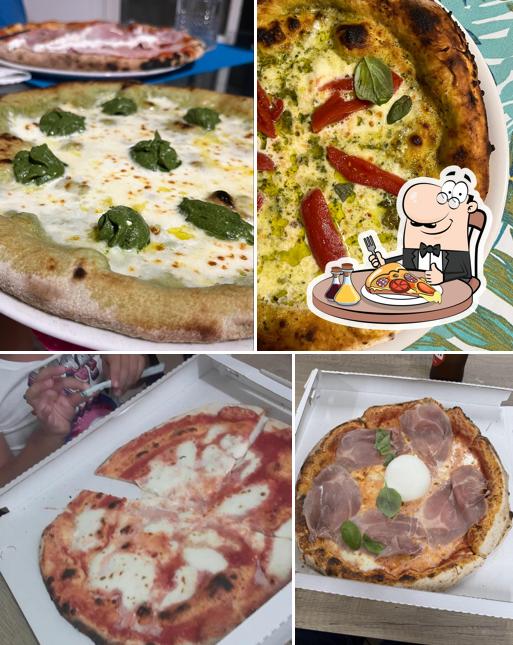 Ordina tra le molte varianti di pizza