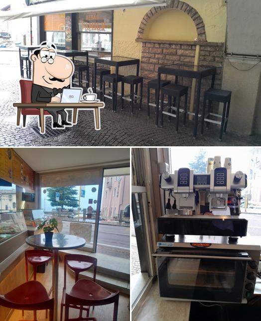 Siediti a un tavolo di Pizzeria kebab Family
