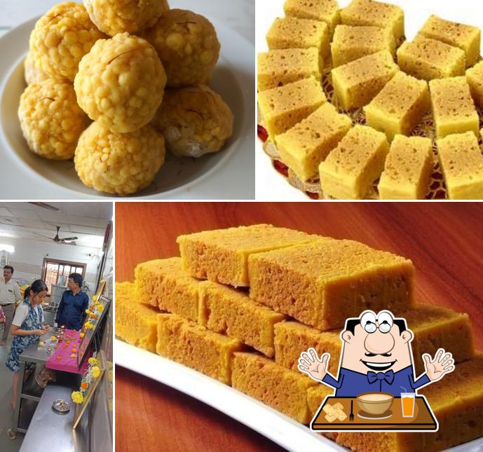 Meals at Shri Kalyanmitra Chauvihar House