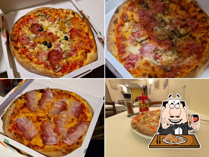 Prenditi una pizza a Pizzeria Da Paolino Di Iovine Francesca
