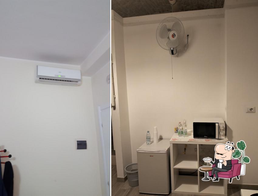 Dai un'occhiata agli interni di B&B Caffè