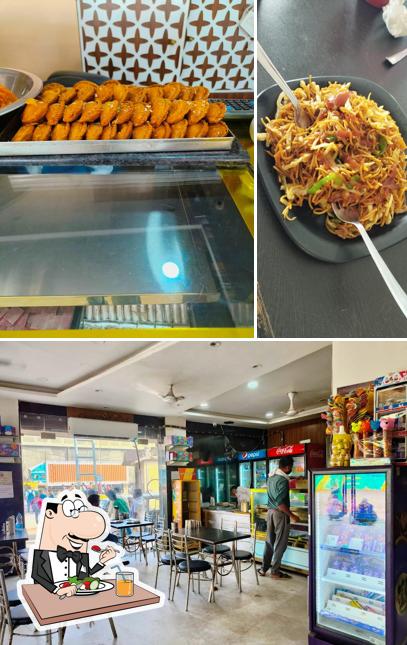 Among different things one can find food and interior at Ojha Kachoriwala