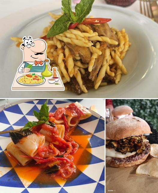 Panino con maiale stirato al Ristorante Aum Ristopub - Bistrò Ed Eventi, Aperti A Pranzo