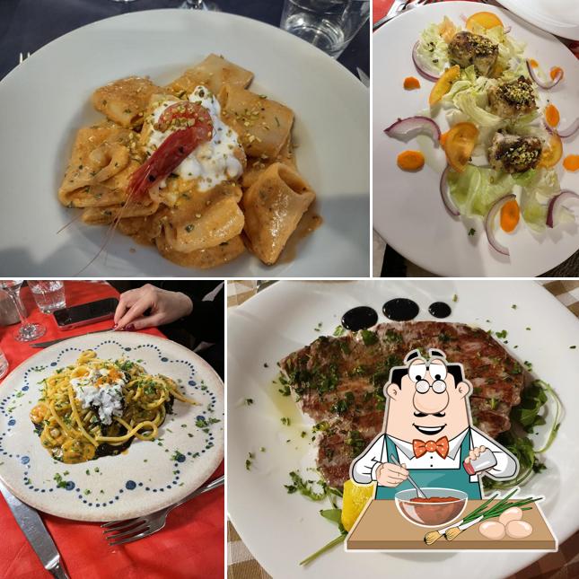 LA GONDOLA Set bestaande uit vormen voor ravioli en tortelli, deegsnijder, messing behuizing met natuurhouten handvat, ambachtelijke producten, gemaakt in