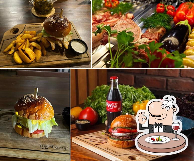 Nourriture à Grill-bar BBQ point