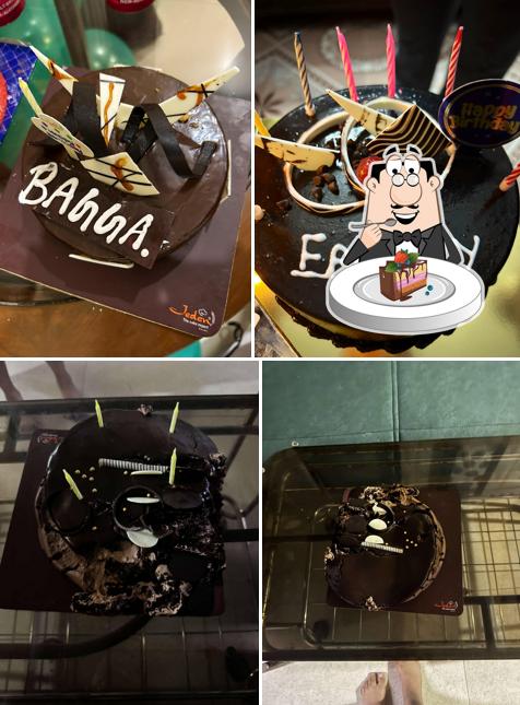 Chocolate cake at Jeden - The Cake Expert Vasai West