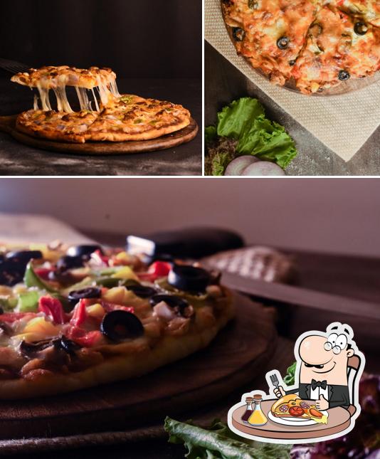 Get pizza at FoodieKatta