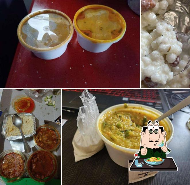 Macaroni and cheese at Neelgiri Hot Meals Services