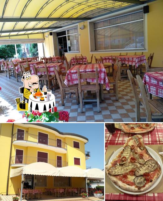 La cibo e interni del ristorante