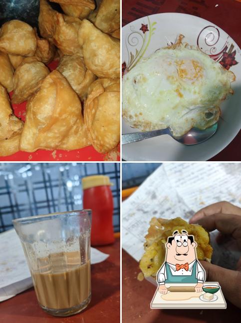 Samosa at Gupta Ji Refreshment Center