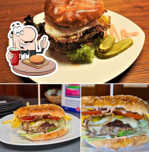 Ordina un hamburger a Restaurant Rosengarten