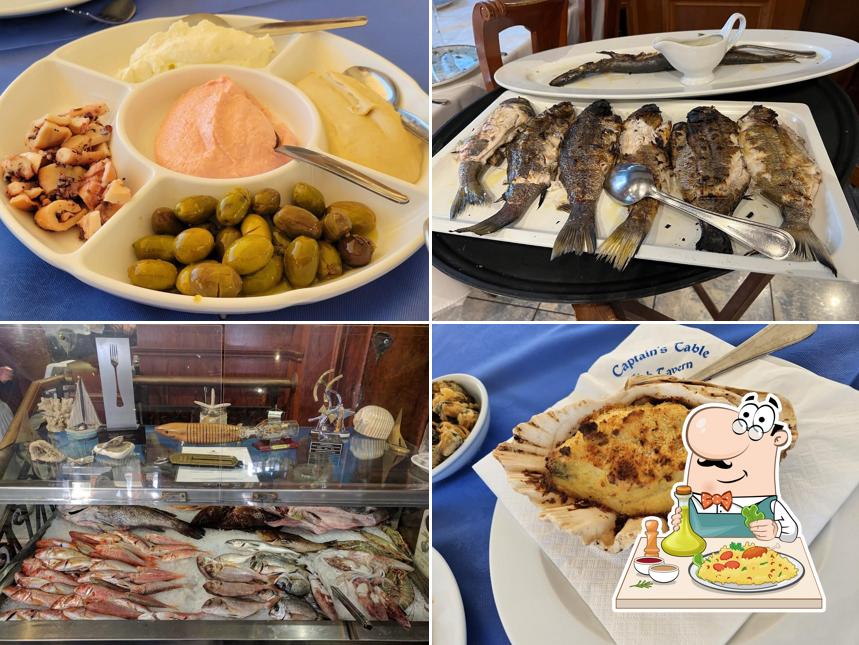 Nourriture à Captain's Table Fish Tavern