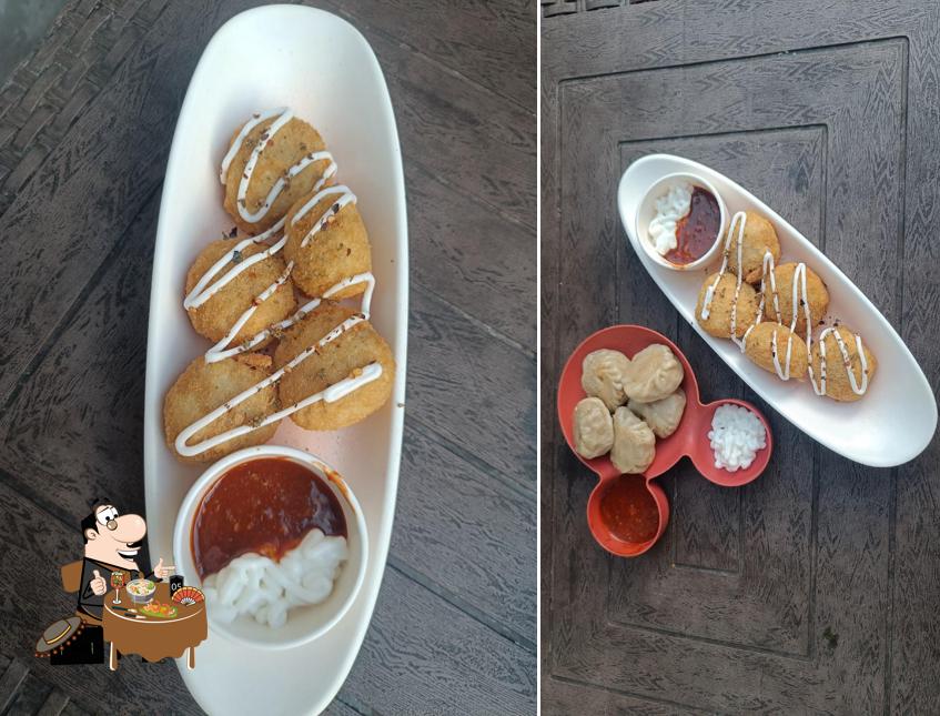 Food at The Game Of Momos