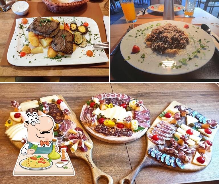 Platti al Restoran Grand Lakes