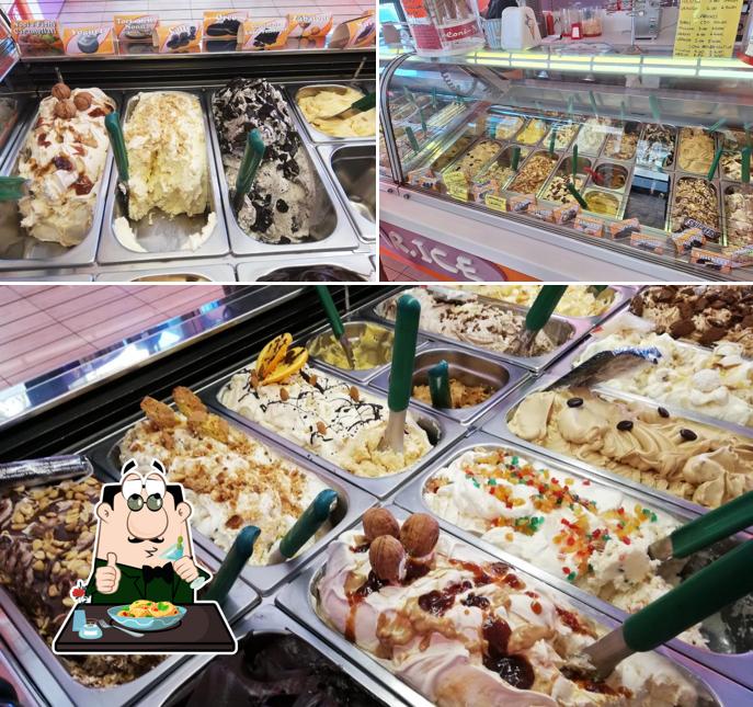 Platti al Gelateria MR ICE