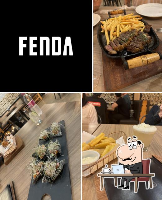 O interior do Fenda Bar & Restaurante