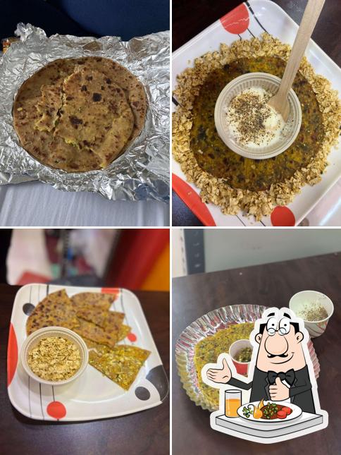 Food at Paratha Walla