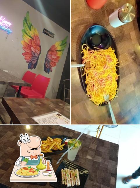 Food at PIZZA KING