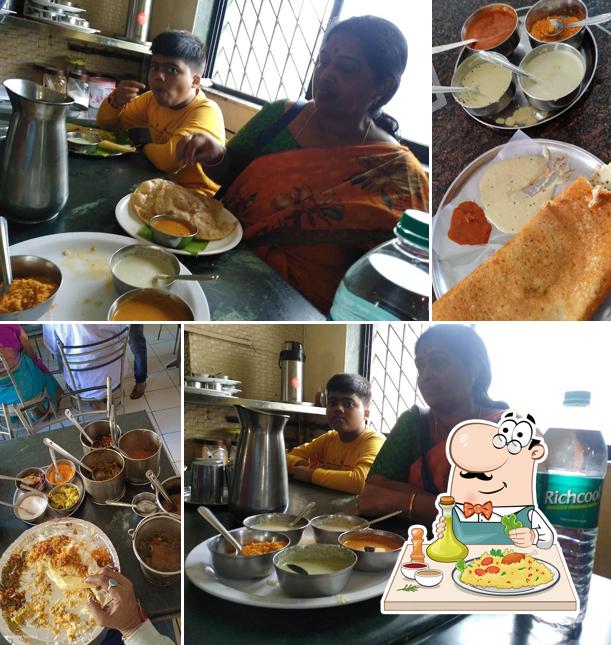 Meals at Hotel Punnami