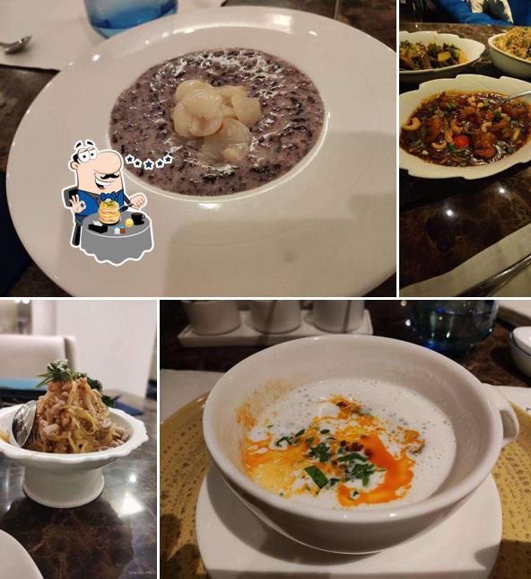 Food at Lotus - The Park