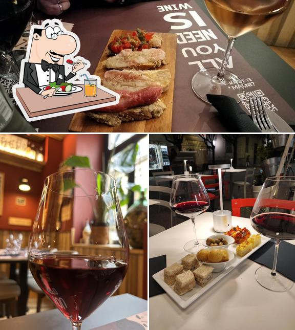 La immagine della cibo e vino di La Cantina - Cucina & Vini