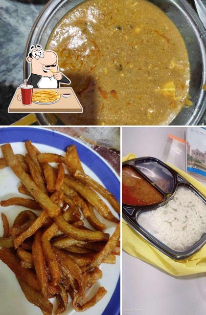 French fries at Hot & Cool Cafe