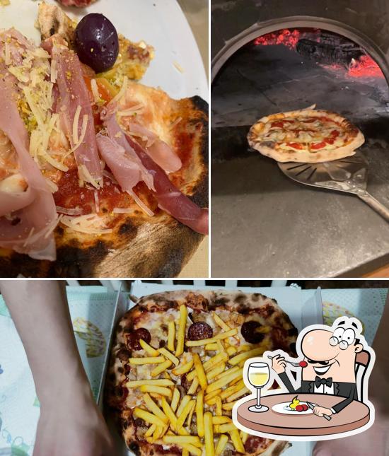 Cibo al Pizzeria Trattoria La Scalinata Di Volo