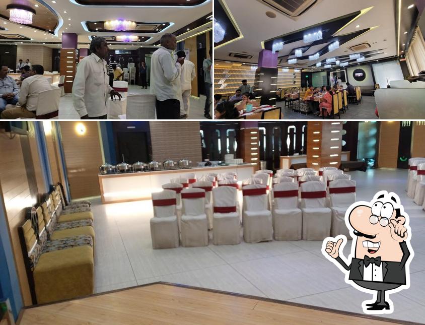 Check out how Comfy Restaurant looks inside