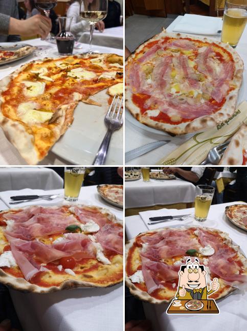 Scegli tra le molte varianti di pizza