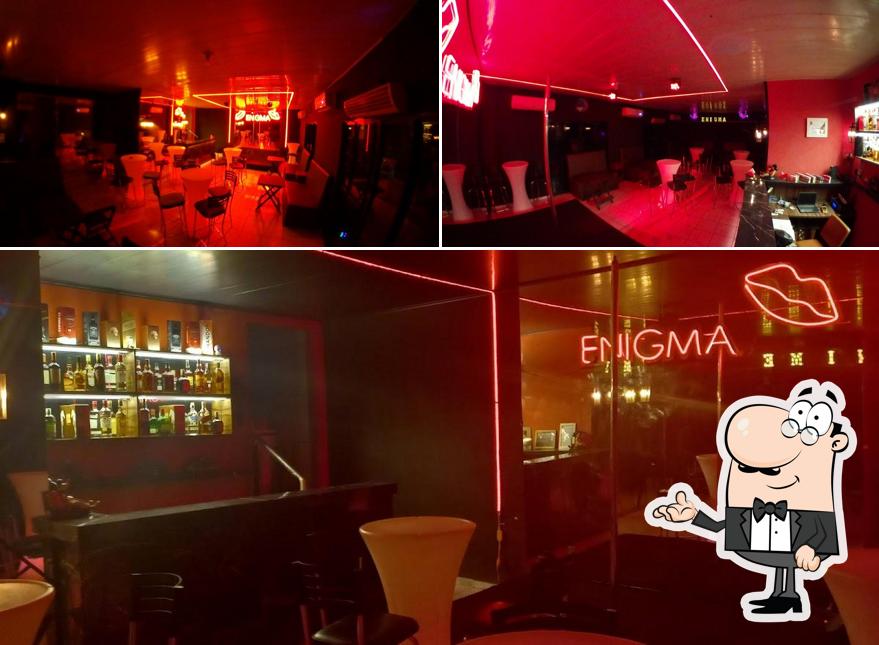 Veja imagens do interior do ENIGMA DA NOITE BAR E NIGHTCLUB