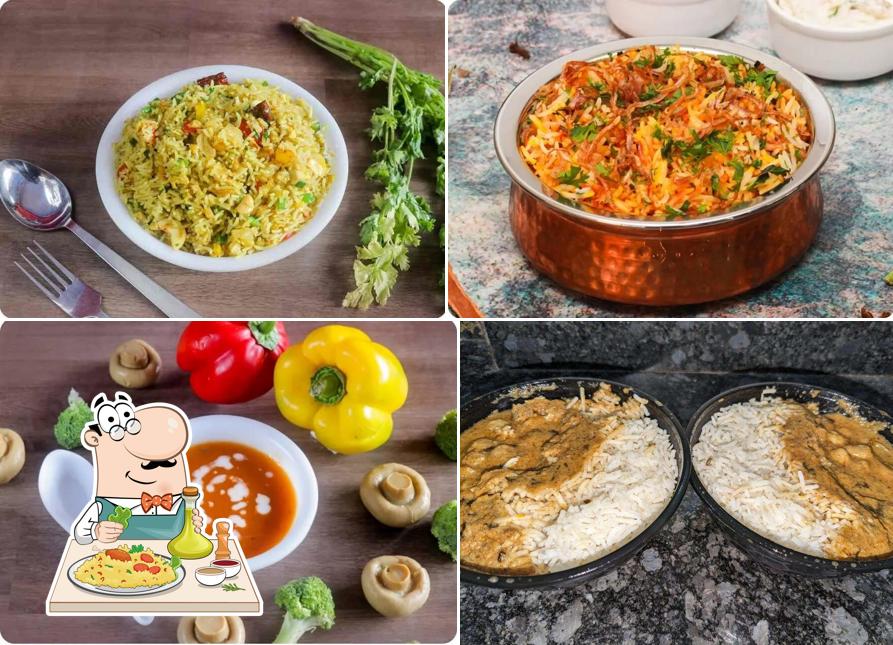 Meals at Alpophar Poli Bhaji Kendra