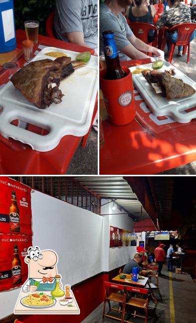 Esta é a ilustração mostrando comida e bebida no Espetinho Do Roberto