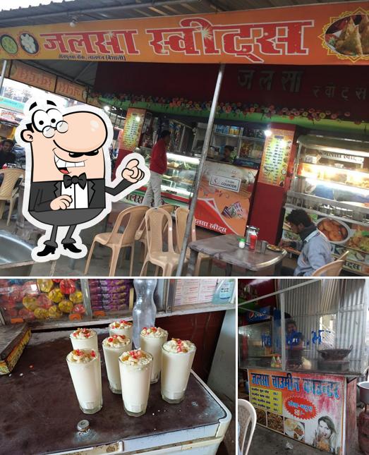 The image of interior and food at Jalsa Sweets