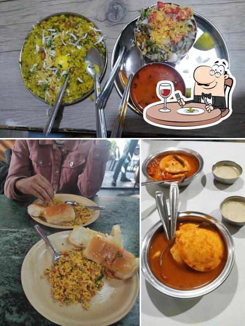 Food at Udipi Anand Bhavan